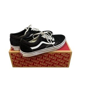 Vans Old Skool black and white shoes